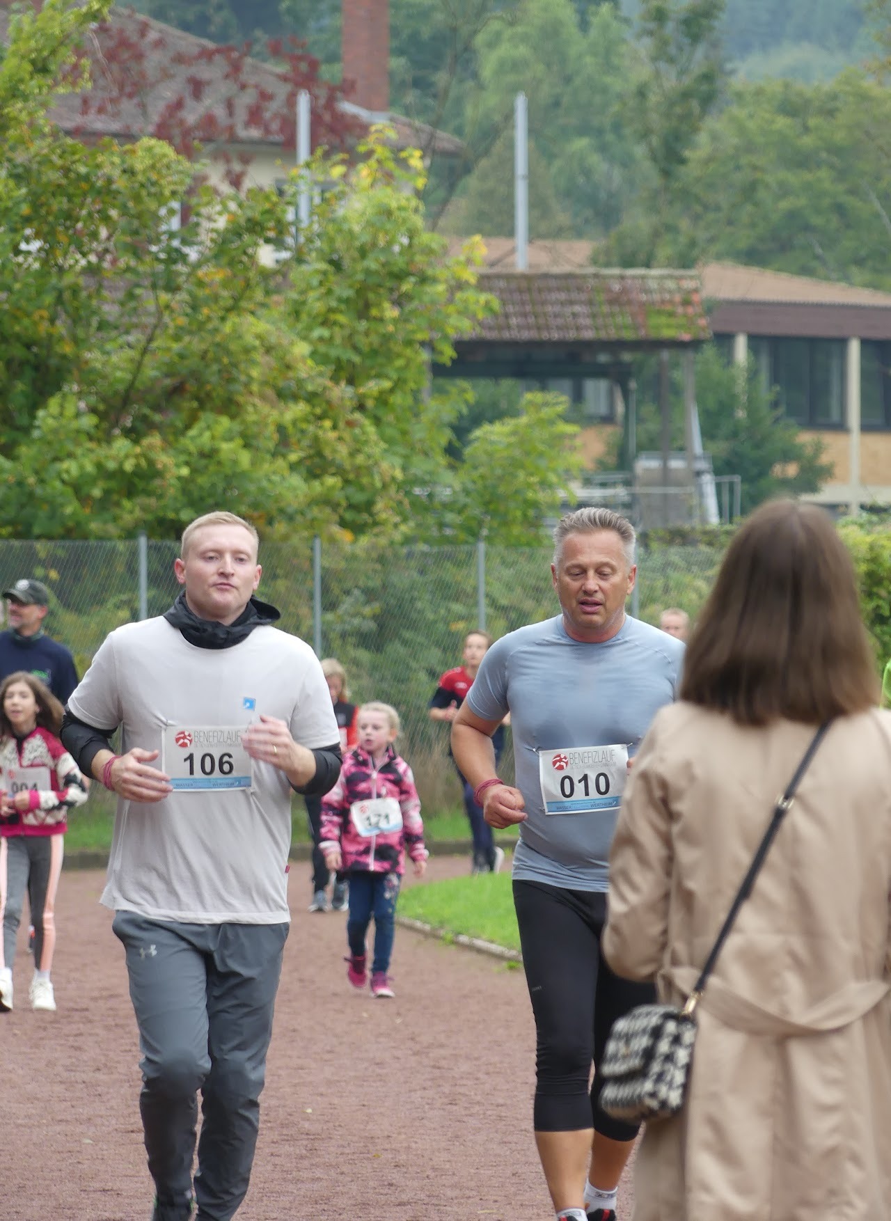 Bild vom 13. Benefizlauf im Jahr 2022. Dies ist das 323. Bild.